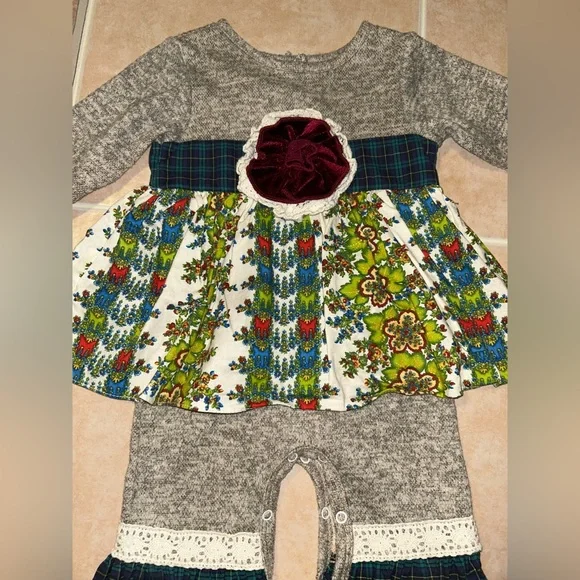 Charming Gray and Green Floral Kids Dress Set - Picture 2 of 5